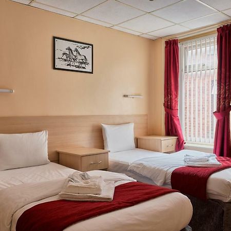 The Dukeries Hotel 黑潭 外观 照片