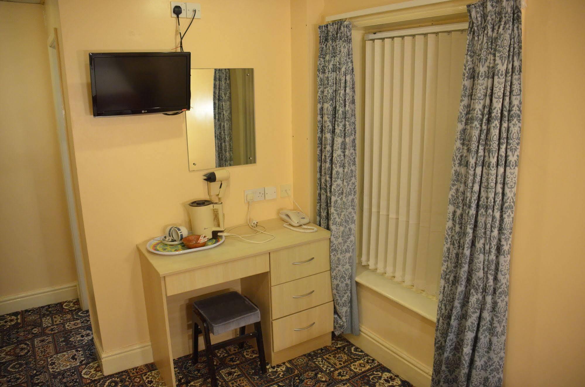 The Dukeries Hotel 黑潭 外观 照片
